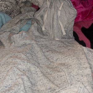 v comfortable &’ good condition, haven’t been worn once!